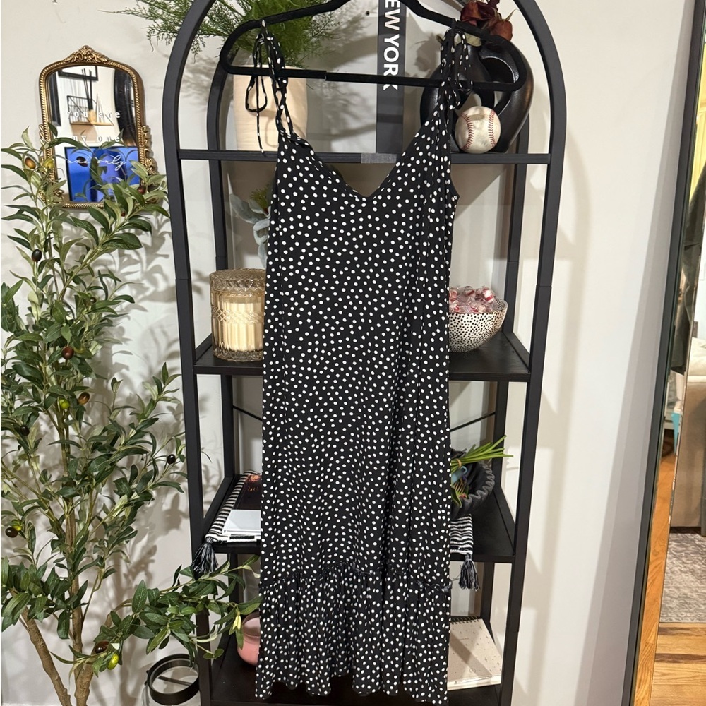 Modcloth Black and White Spotted Midi Dress size medium